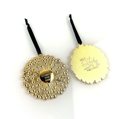 comprar Ornamento de evento do Beatles de ouro brilhante personalizado Decorações de arejamento com caixa de veludo feita à mão Fabricação em linha