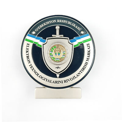 comprar Embalagem de Souvenir da Escola de Esmalte Celebre as Suas Conquistas Com Chaveira e Grampos de 50mm Fabricação em linha
