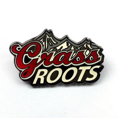 comprar Promocional Black Finish Hard Enamel Pin Badge com embreagem de escombros Elevar sua marca Fabricação em linha