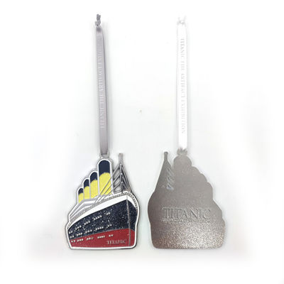 RMS Titanic Souvenirs Special Medal Pendant Design gravado e gravado e buracos em fita