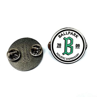 Emblema de alfinete de esmalte para as necessidades do seu cliente Personalizavel e versátil